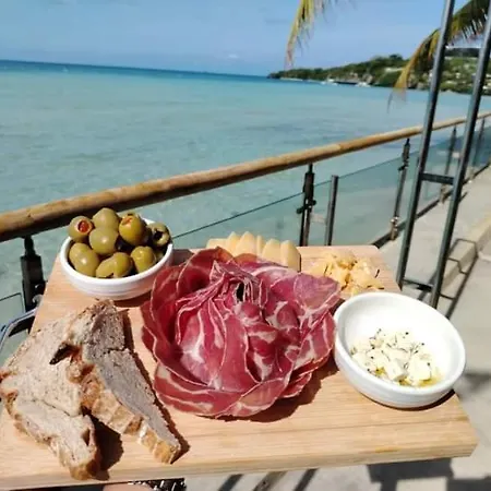 Hydrogen Beach Bar And Resort