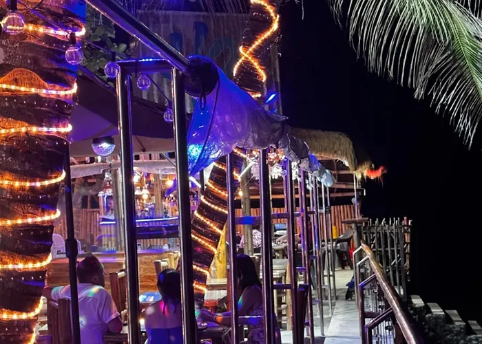 Hydrogen Bar And San Francisco (Cebu)