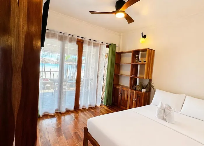 Resort Hydrogen Bar And